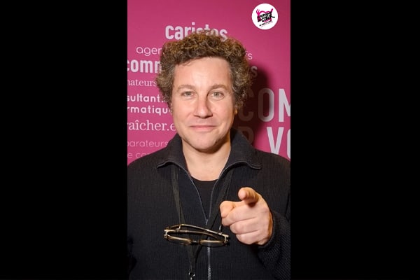 et j&rsquo;ai un petit message à vous faire passer…
