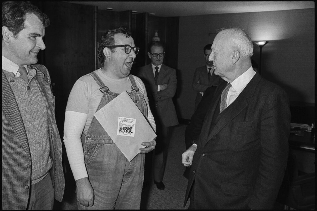 « C’est l’histoire d’un pauvre … Les Restos du Cœur 1985-1989 » : dernière étape de notre expo AFP à Strasbourg